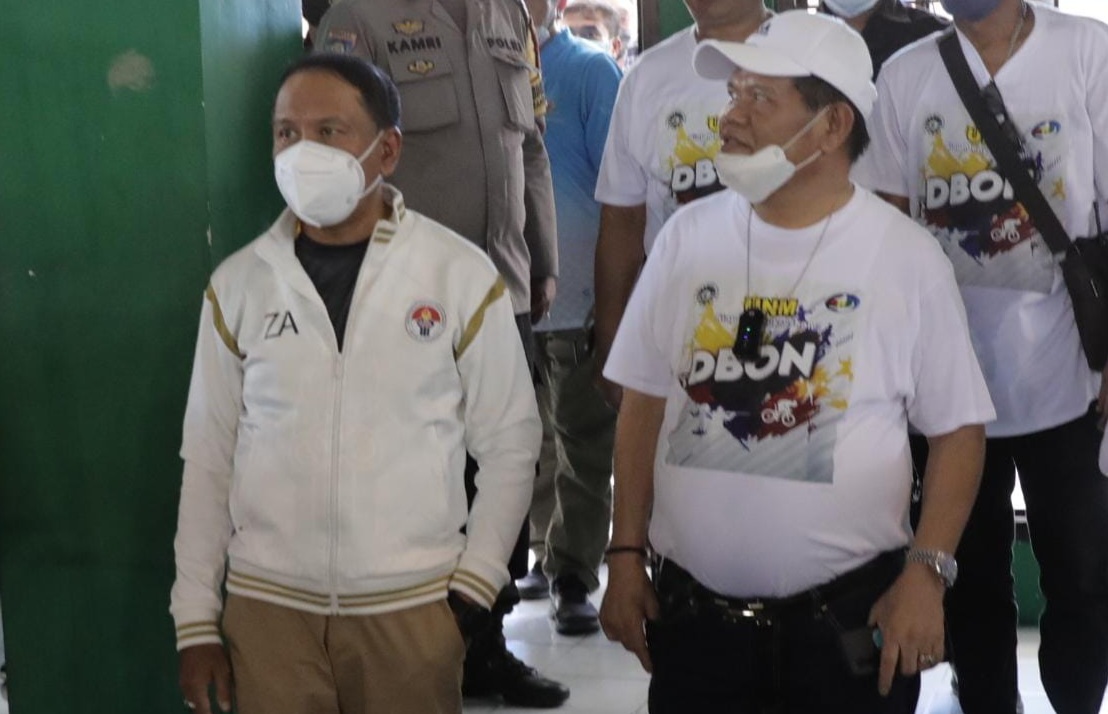 Rektor UNM dan Menpora ZA