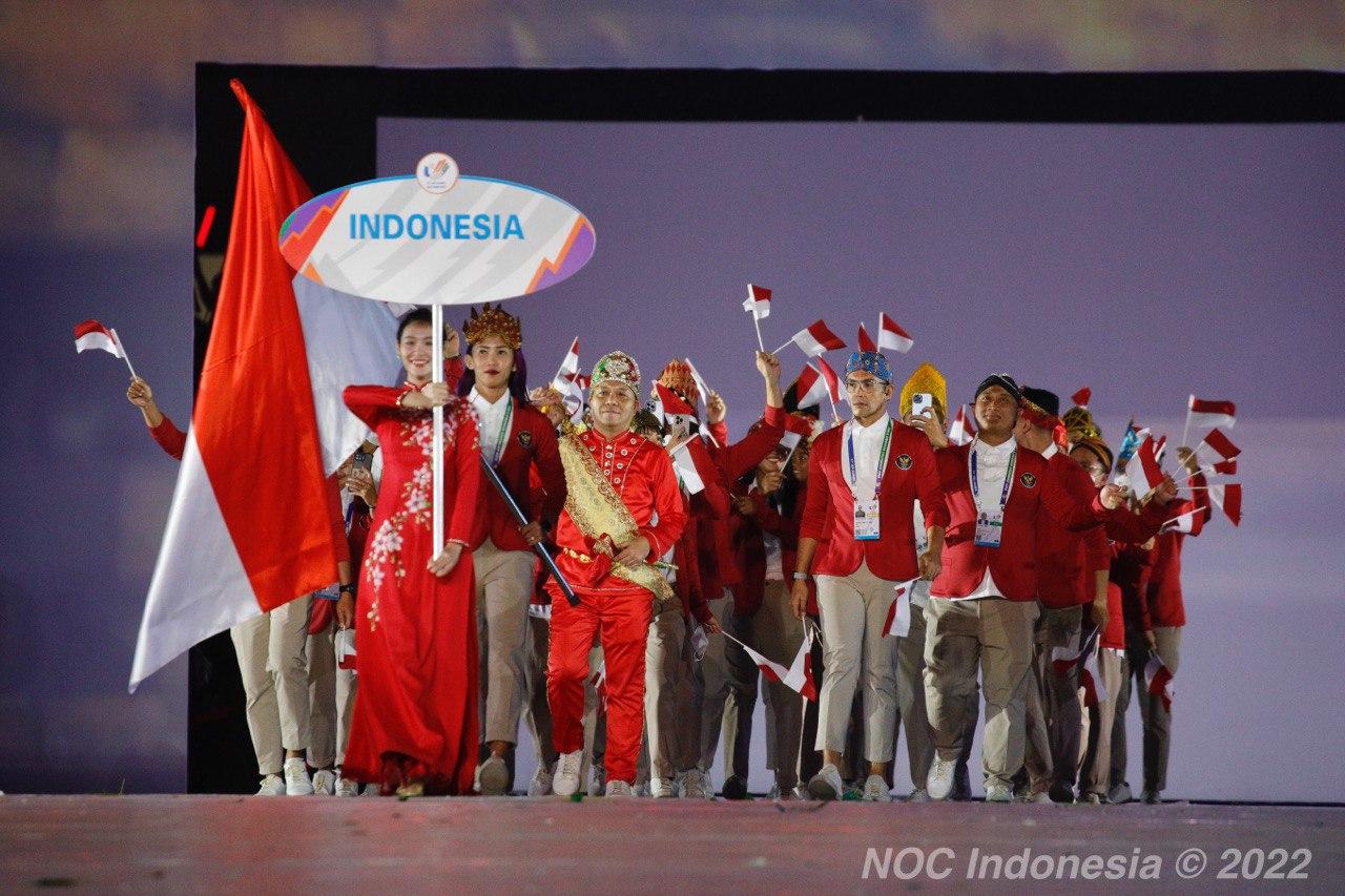 Defile Kontingen Indonesia