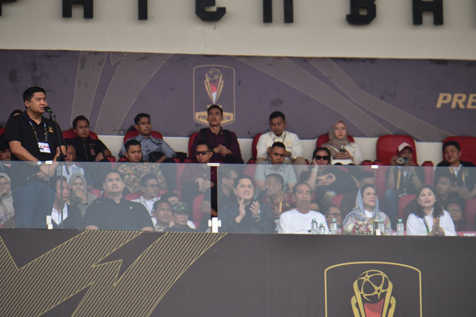 Menpora Dito Dampingi Jokowi Buka Piala Presiden 2024