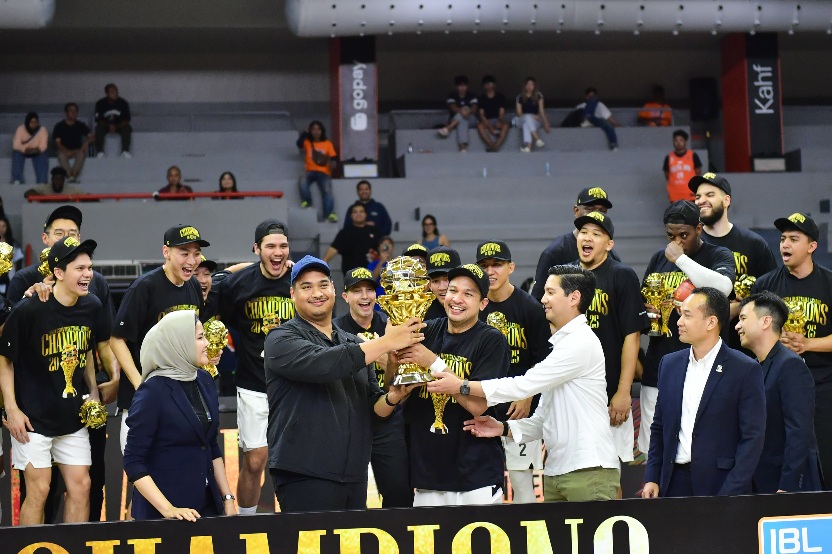 Menpora Dito Hadiri Final IBL 2025, Dewa United Kunci Gelar Juara