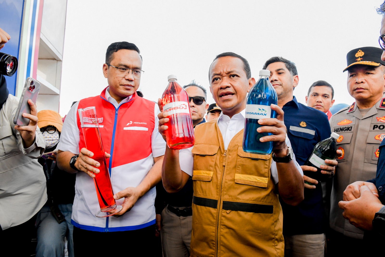 Prabowo Minta Cadangan BBM RI Tembus 3 Bulan, Bahlil Siapkan Storage Baru